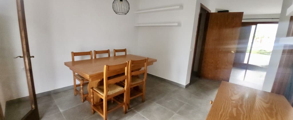 3 bedroom Apartment for sale in Pollensa / Pollenca with pool - € 350,000 (Ref: 9481922)