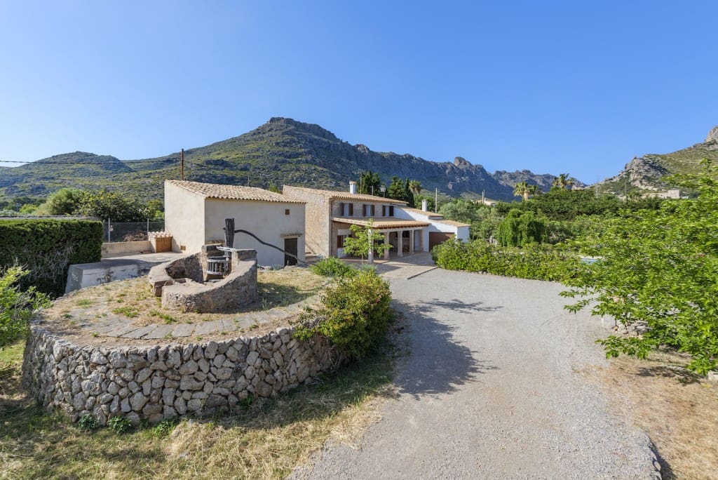 3 soveværelse Villa til salg i Pollensa / Pollenca med swimmingpool garage - € 1.479.900 (Ref: 9497064)