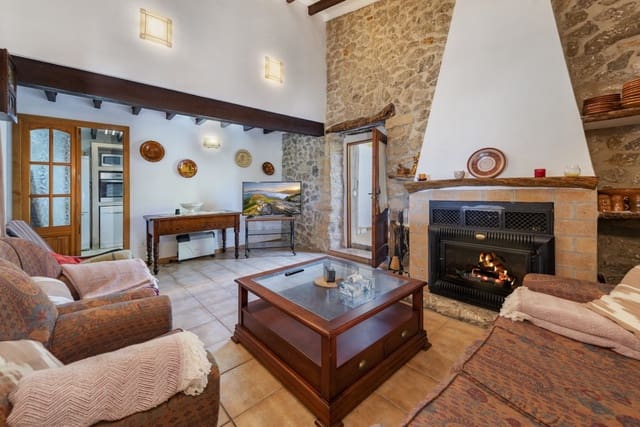 3 soveværelse Villa til salg i Port de Pollença, Pollensa / Pollença med swimmingpool garage - € 1.479.900 (Ref: 9497064)