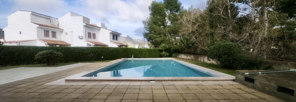 3 makuuhuone Huoneisto myytävänä paikassa Pollensa / Pollenca mukana uima-altaan - 350 000 € (Ref: 9502065)