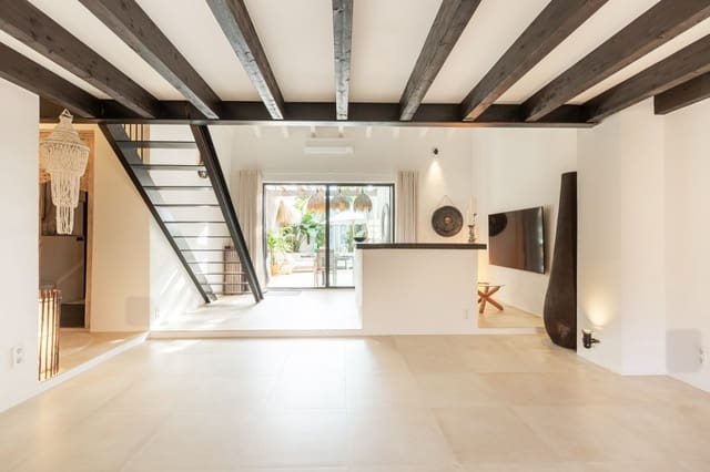 3 slaapkamer Villa te koop in Alcúdia - € 899.000 (Ref: 9568395)