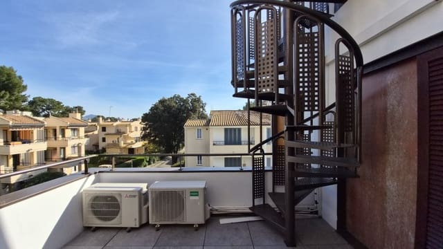 2 soveværelse Lejlighed til salg i Port de Pollença, Pollensa / Pollença med swimmingpool - € 550.000 (Ref: 9604757)