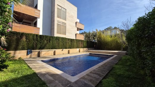2 soveværelse Lejlighed til salg i Port de Pollença, Pollensa / Pollença med swimmingpool - € 550.000 (Ref: 9604757)