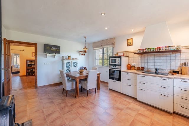 3 Zimmer Villa zu verkaufen in Sencelles mit Pool - 775.000 € (Ref: 9629852)