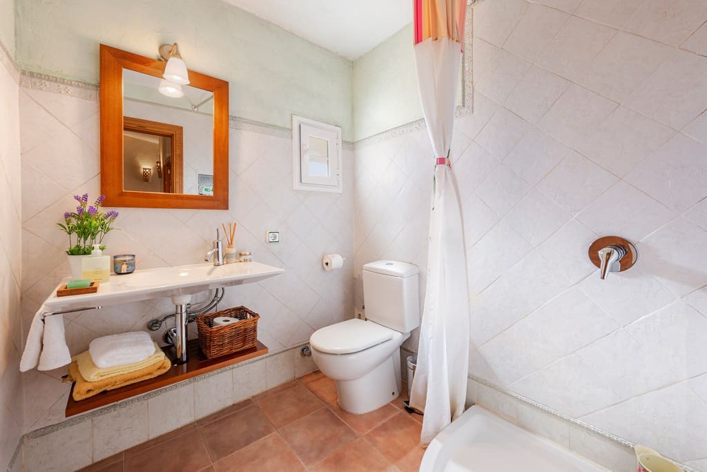 3 bedroom Villa for sale in Sencelles with pool - € 775,000 (Ref: 9629852)