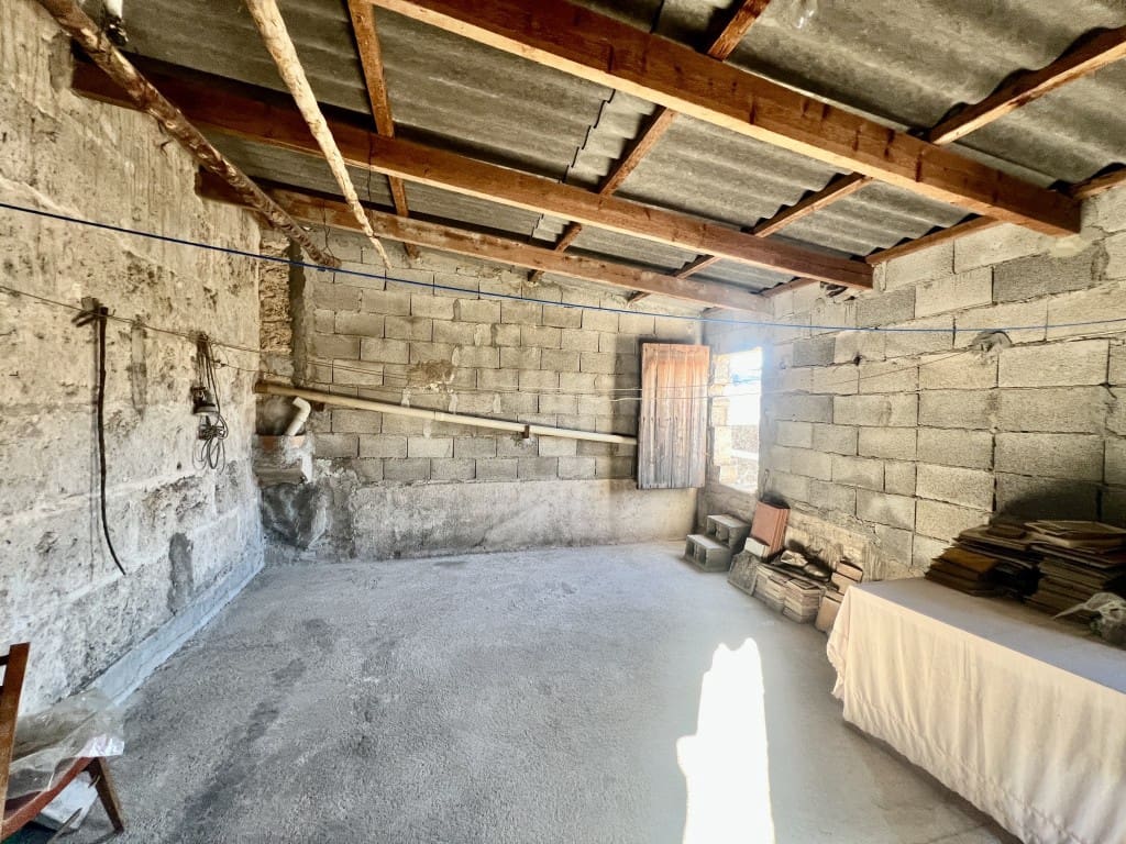 Chalet de 4 habitaciones en Campanet en venta con garaje - 490.000 € (Ref: 9666177)