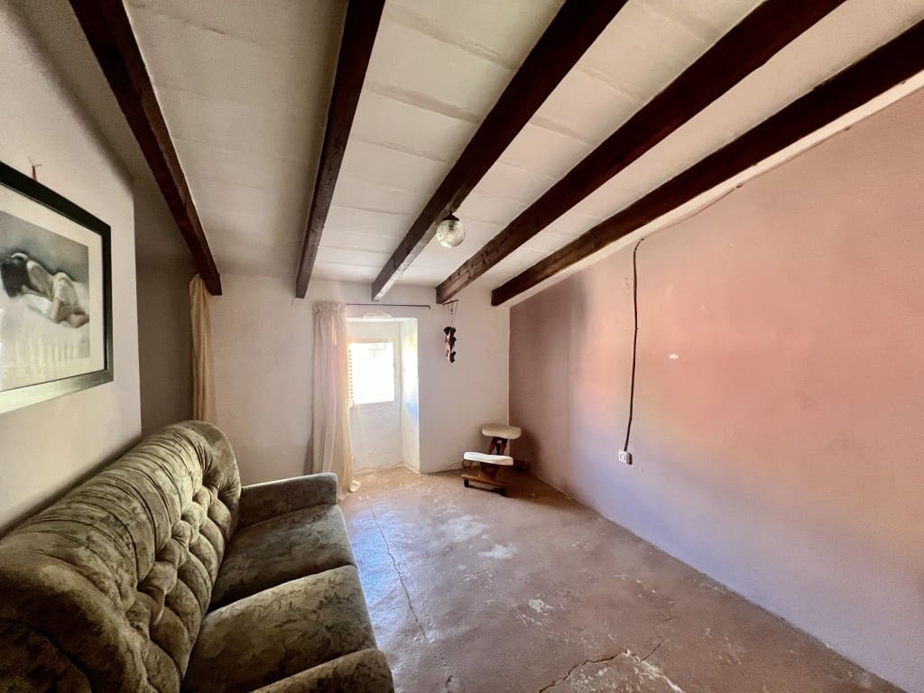 Chalet de 4 habitaciones en Campanet en venta con garaje - 490.000 € (Ref: 9666177)