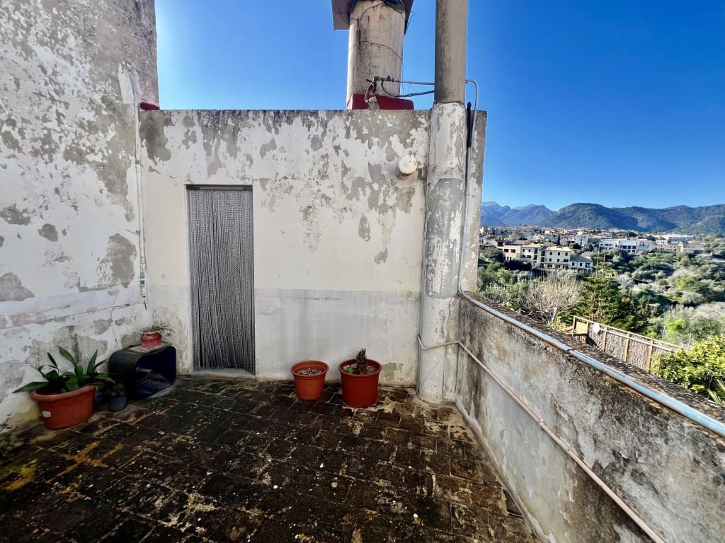 Chalet de 4 habitaciones en Campanet en venta con garaje - 490.000 € (Ref: 9666177)