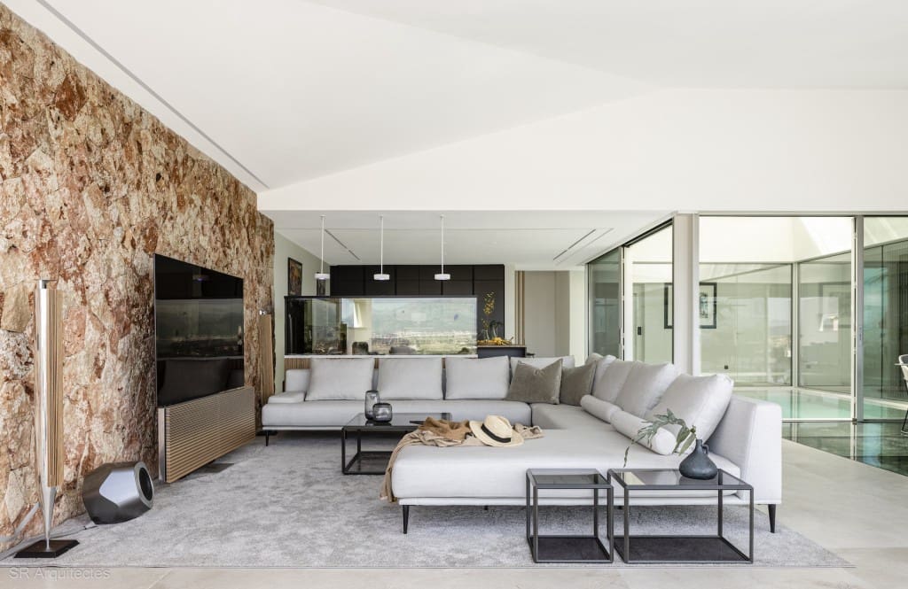 4 bedroom Villa for sale in Costitx with pool garage - € 2,600,000 (Ref: 9677039)