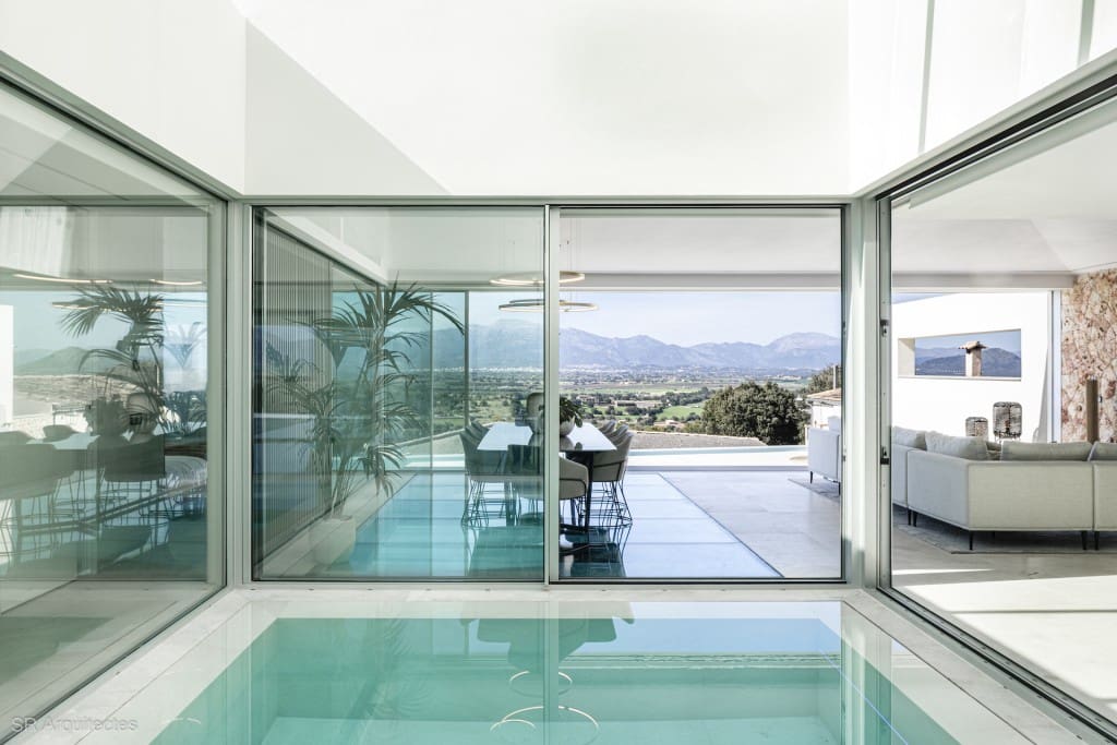 4 bedroom Villa for sale in Costitx with pool garage - € 2,600,000 (Ref: 9677039)