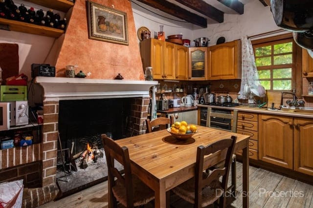 3 slaapkamer Finca/Landhuis te koop in Pollensa / Pollença met zwembad - € 1.450.000 (Ref: 9686239)