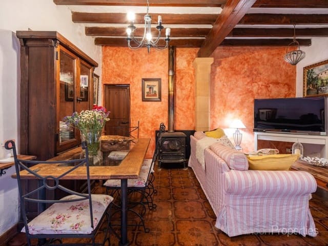 3 slaapkamer Finca/Landhuis te koop in Pollensa / Pollença met zwembad - € 1.450.000 (Ref: 9686239)