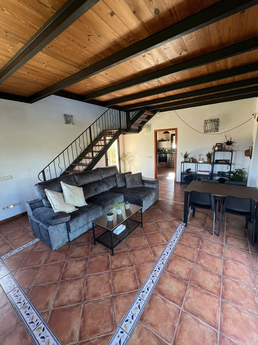 2 bedroom Villa for sale in Costitx - € 1,350,000 (Ref: 9735350)