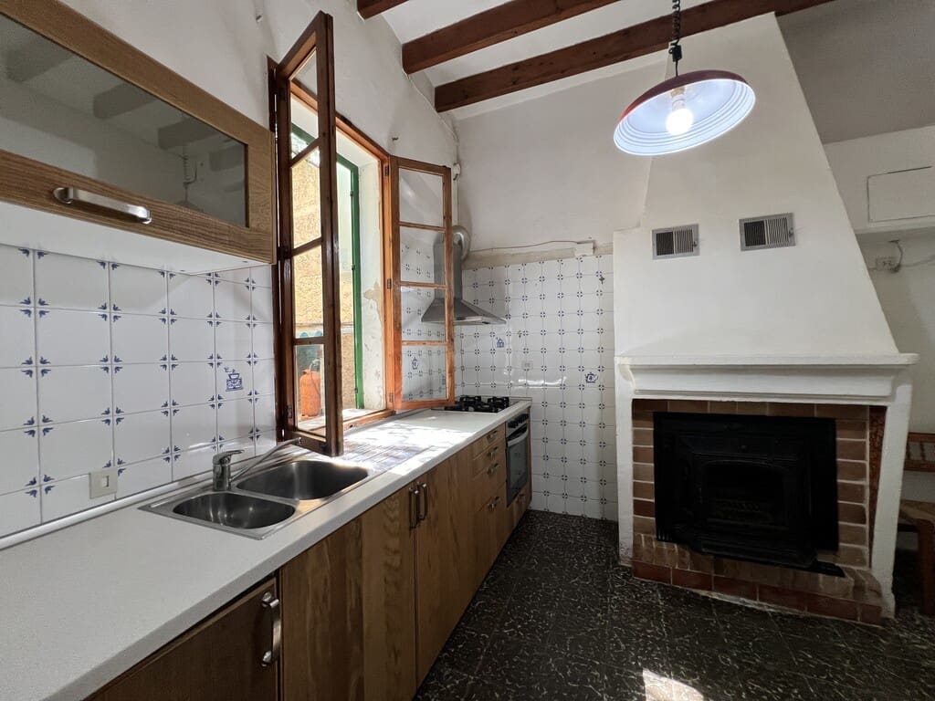 4 bedroom Villa for sale in Costitx with garage - € 590,000 (Ref: 9806392)