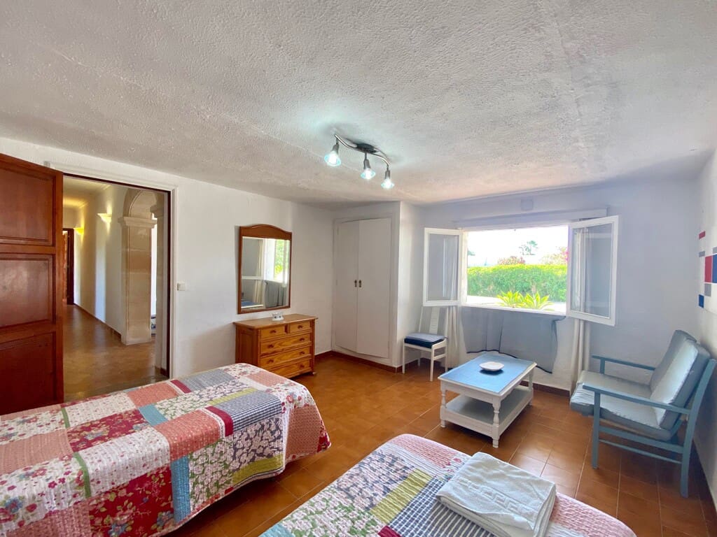 3 bedroom Villa for sale in Pollensa / Pollenca with pool garage - € 845,000 (Ref: 9836431)