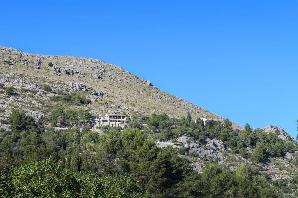 6 bedroom Villa for sale in Pollensa / Pollenca with pool garage - € 3,900,000 (Ref: 9836432)