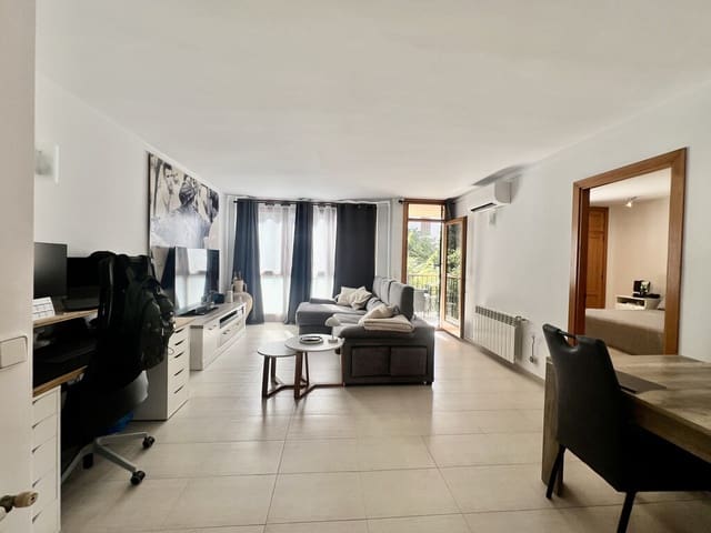 Apartamento de 3 habitaciones en Port de Pollença, Pollensa / Pollença en venta con garaje - 415.000 € (Ref: 9924340)
