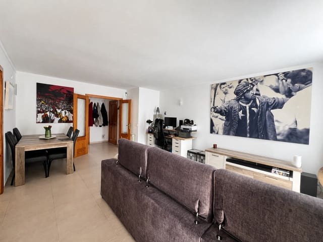 Apartamento de 3 habitaciones en Port de Pollença, Pollensa / Pollença en venta con garaje - 415.000 € (Ref: 9924340)