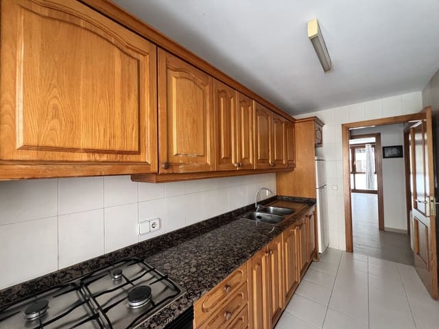 Apartamento de 3 habitaciones en Port de Pollença, Pollensa / Pollença en venta con garaje - 415.000 € (Ref: 9924340)