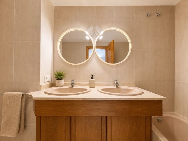 3 bedroom Apartment for sale in Port de Pollença, Pollensa / Pollença with garage - € 380,000 (Ref: 9924340)