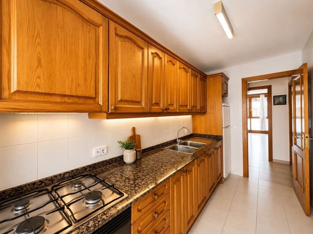 3 bedroom Apartment for sale in Port de Pollença, Pollensa / Pollença with garage - € 380,000 (Ref: 9924340)