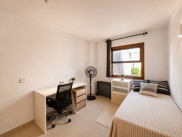3 bedroom Apartment for sale in Port de Pollença, Pollensa / Pollença with garage - € 380,000 (Ref: 9924340)