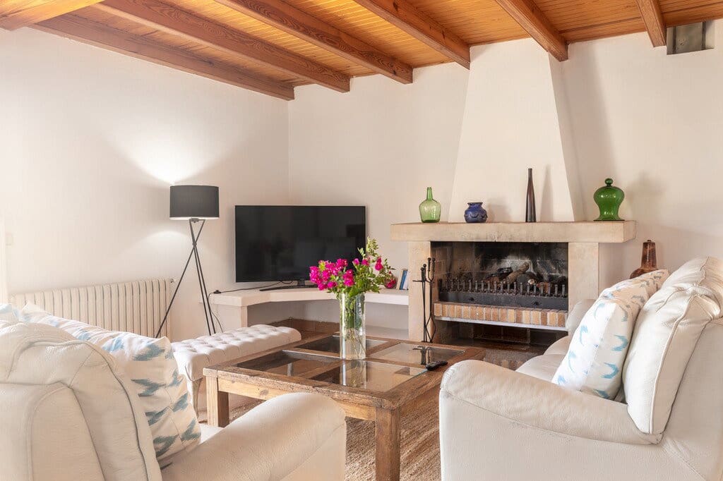 3 bedroom Villa for sale in Pollensa / Pollenca with pool garage - € 1,800,000 (Ref: 9949477)
