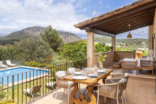 3 bedroom Villa for sale in Pollensa / Pollença with pool garage - € 1,800,000 (Ref: 9949477)