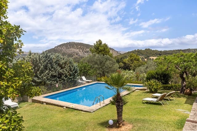 3 bedroom Villa for sale in Pollensa / Pollença with pool garage - € 1,800,000 (Ref: 9949477)