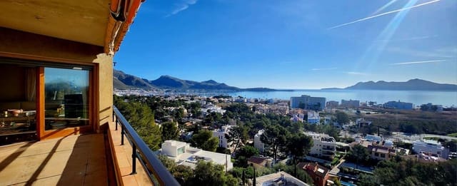 4 soveværelse Lejlighed til salg i Port de Pollença, Pollensa / Pollença med swimmingpool - € 1.485.000 (Ref: 9986588)