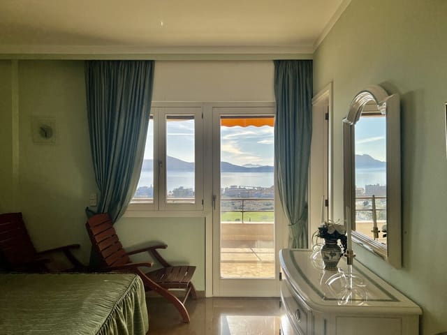 4 soveværelse Lejlighed til salg i Port de Pollença, Pollensa / Pollença med swimmingpool - € 1.485.000 (Ref: 9986588)