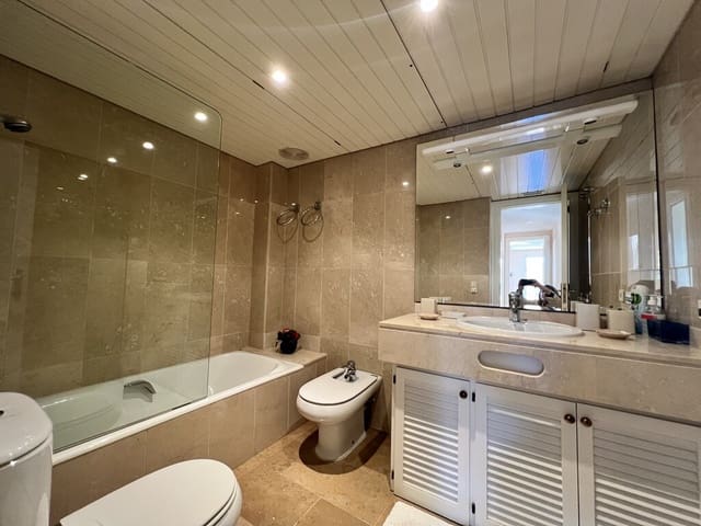 4 soveværelse Lejlighed til salg i Port de Pollença, Pollensa / Pollença med swimmingpool - € 1.485.000 (Ref: 9986588)