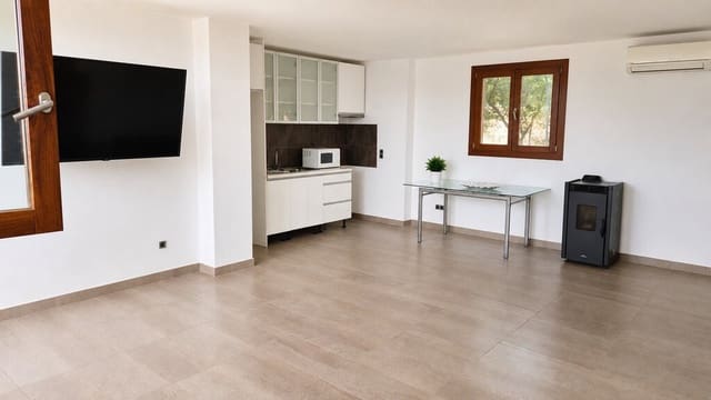 Chalet de 4 habitaciones en Selva en venta con garaje - 795.000 € (Ref: 9986590)