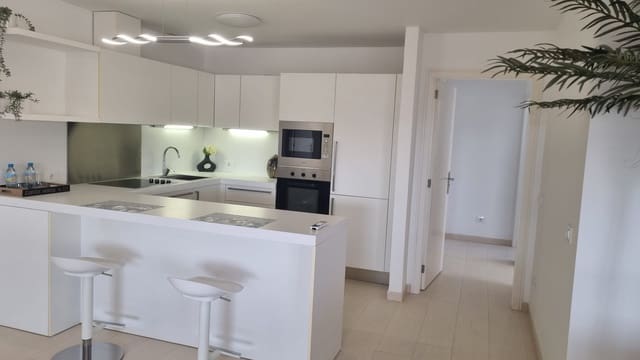 3 makuuhuone Huoneisto myytävänä paikassa Amarilla Golf, San Miguel de Abona mukana uima-altaan 
autotalli - 380 000 € (Ref: 8844036)