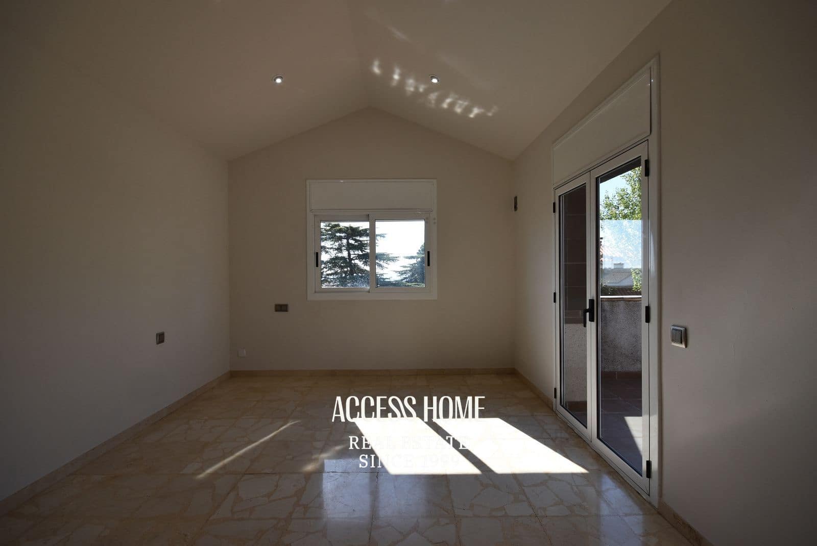 4 soveværelse Villa til salg i Alella med swimmingpool - € 1.550.000 (Ref: 10044156)