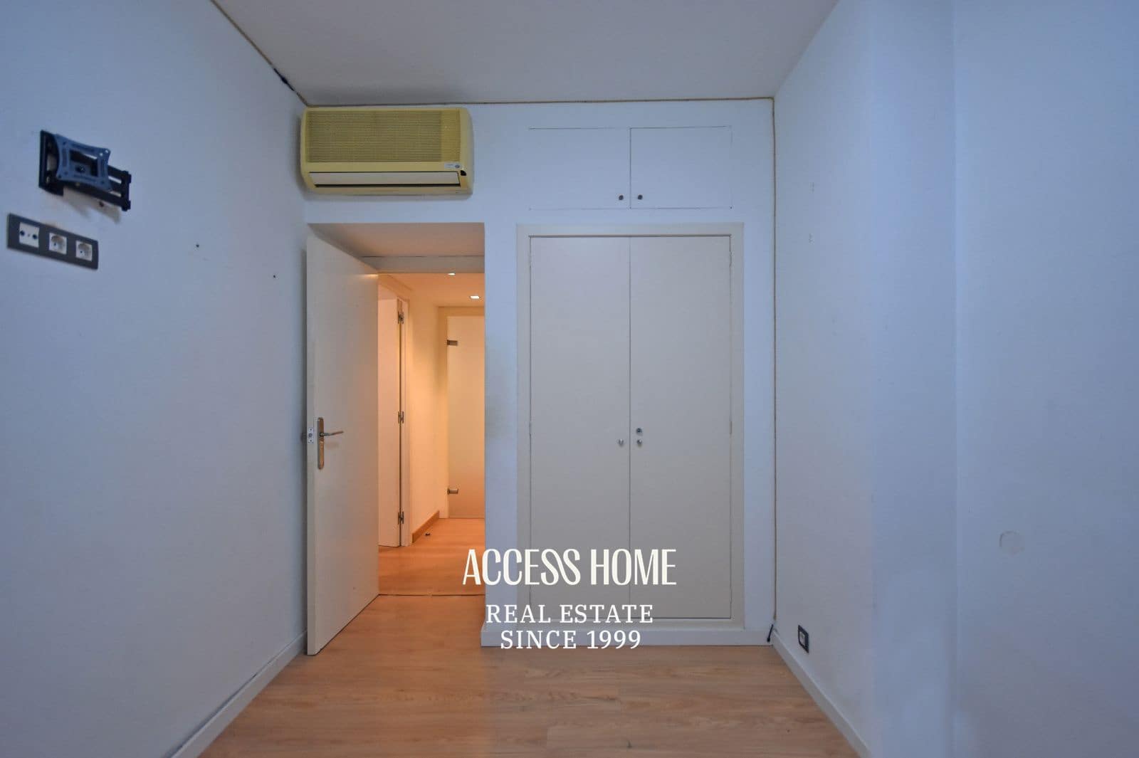 4 sovrum Lägenhet till salu i Barcelona stad med garage - 775 000 € (Ref: 10044157)