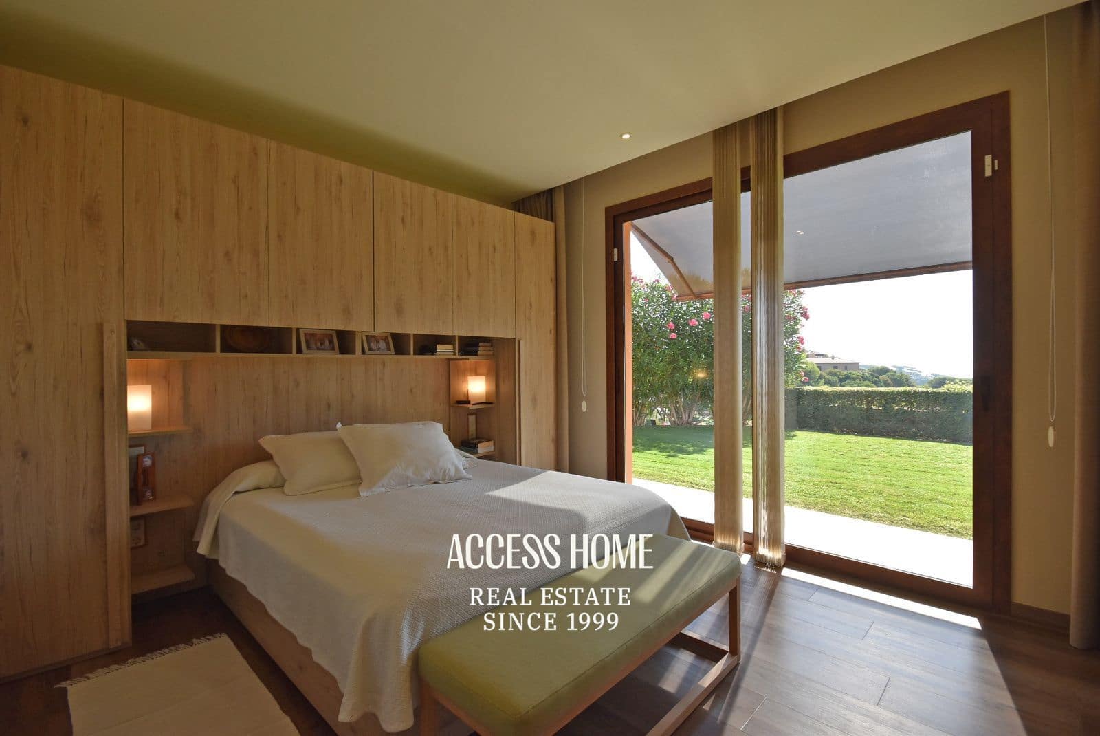 5 bedroom Villa for sale in Sant Vicenc de Montalt with pool garage - € 2,200,000 (Ref: 10048529)