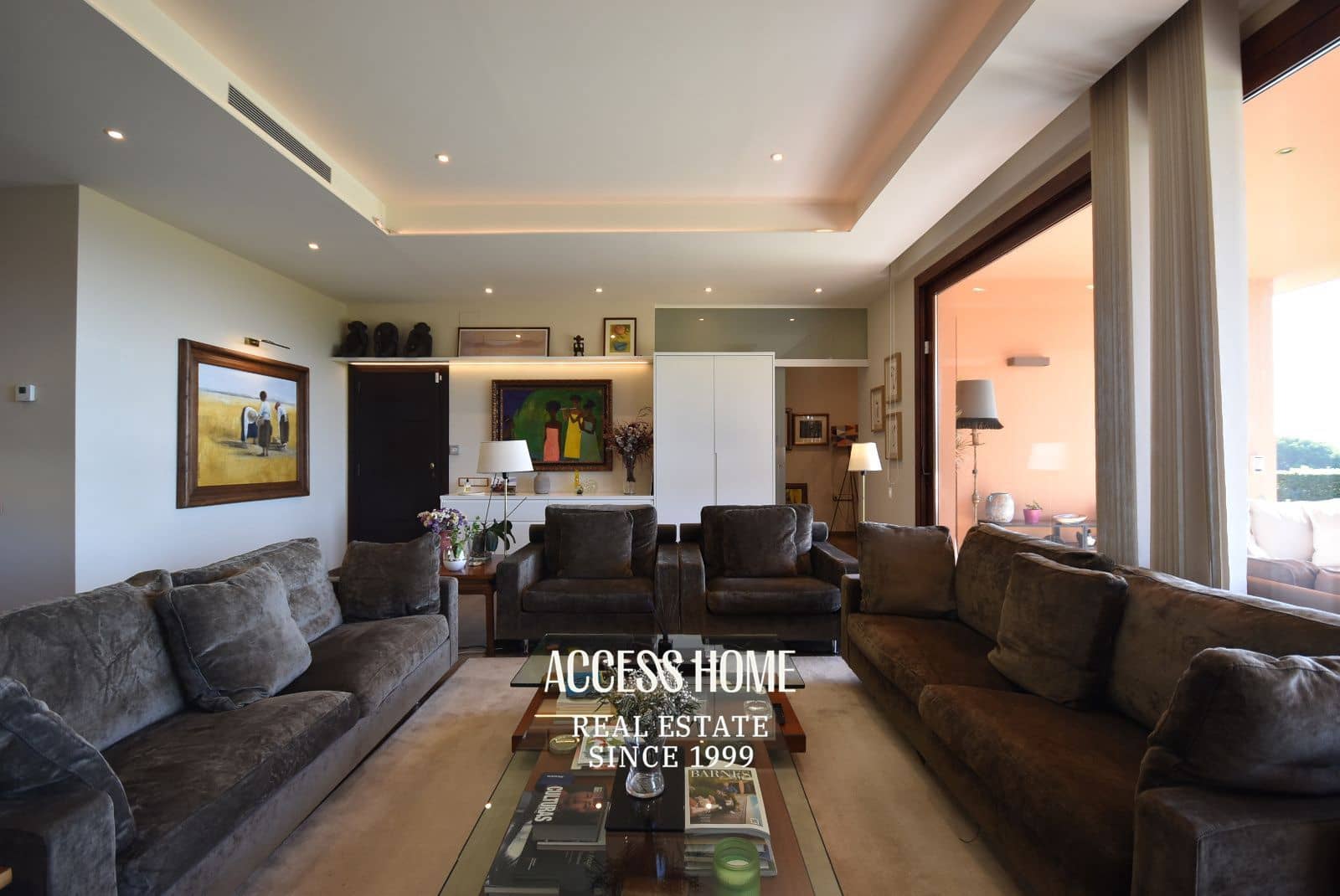 5 bedroom Villa for sale in Sant Vicenc de Montalt with pool garage - € 2,200,000 (Ref: 10048529)