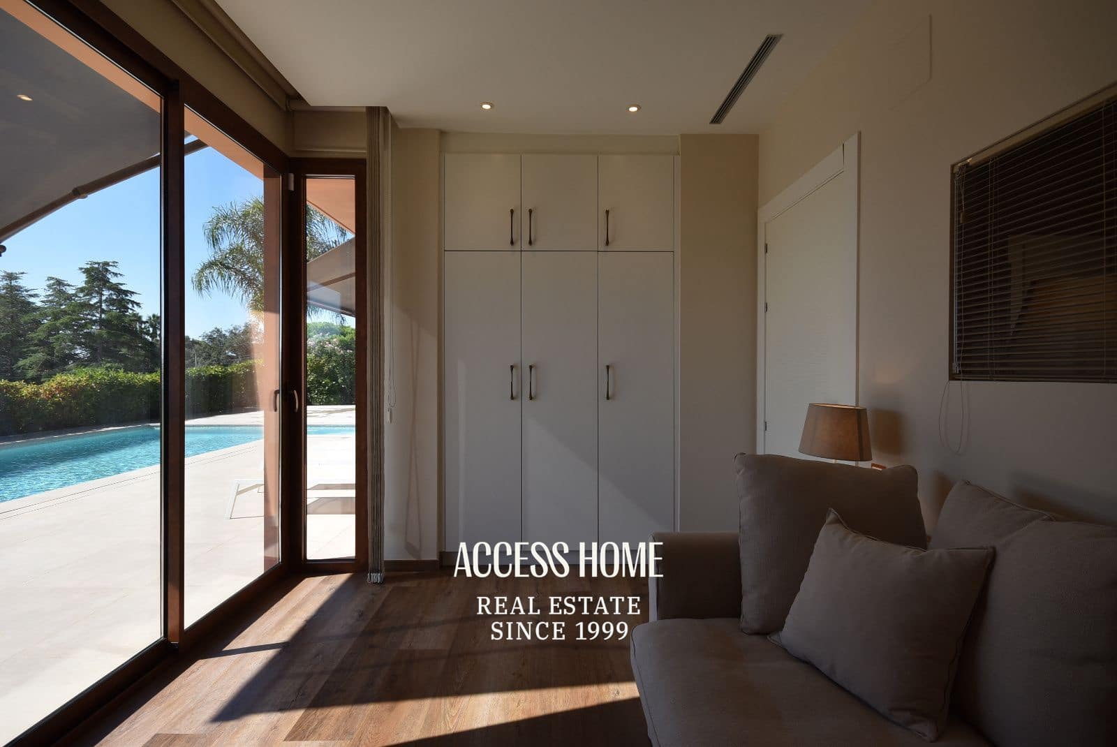 5 bedroom Villa for sale in Sant Vicenc de Montalt with pool garage - € 2,200,000 (Ref: 10048529)