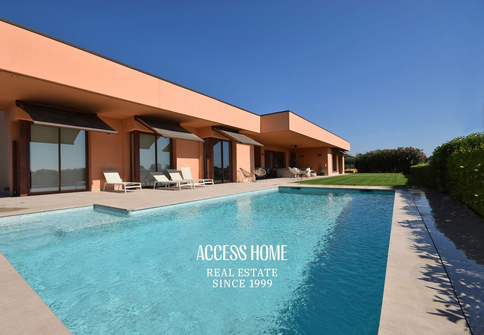 5 bedroom Villa for sale in Sant Vicenc de Montalt with pool garage - € 2,200,000 (Ref: 10048529)