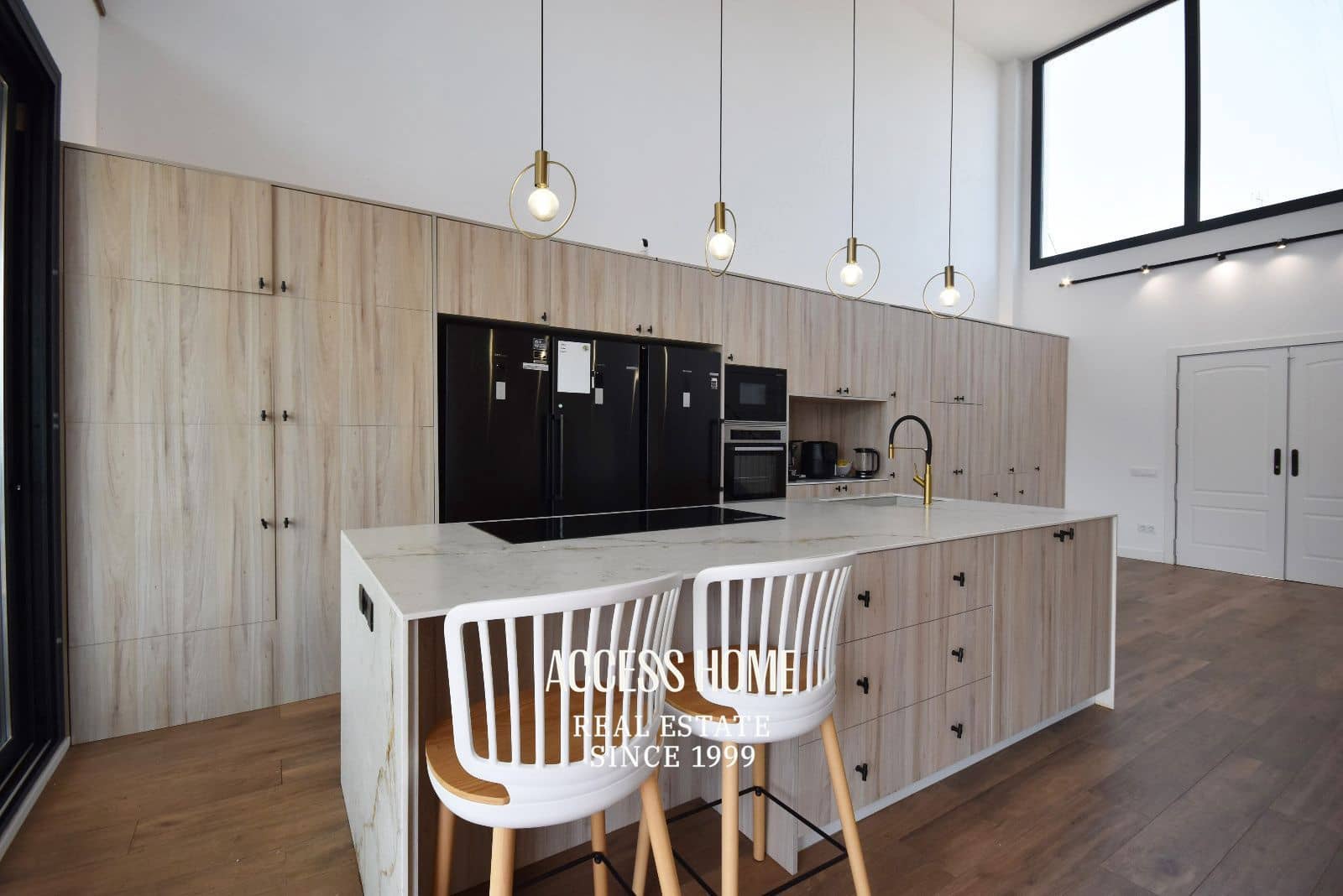 6 soverom Villa til salgs i Premia de Dalt med svømmebasseng garasje - € 1 350 000 (Ref: 10057694)