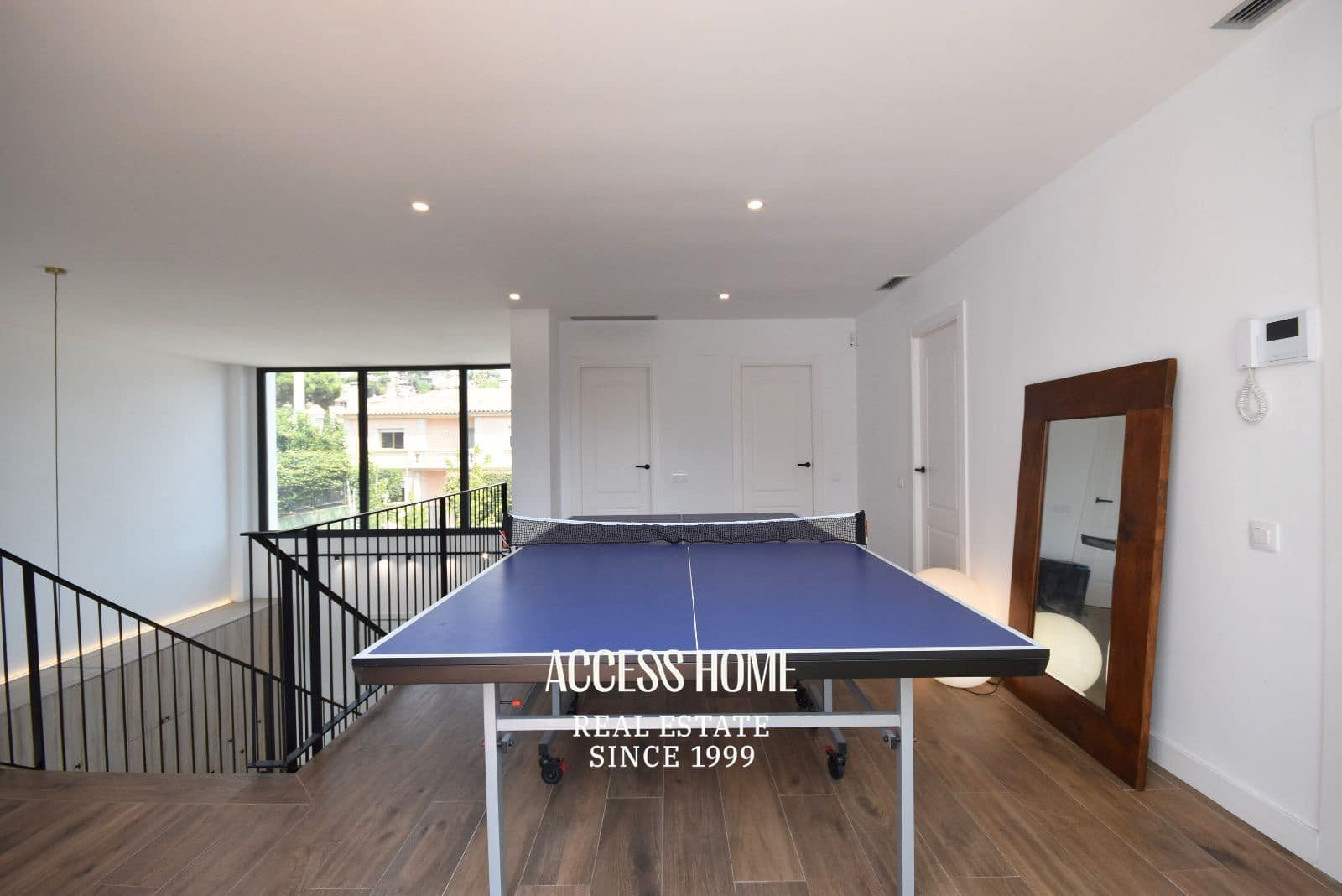 6 soverom Villa til salgs i Premia de Dalt med svømmebasseng garasje - € 1 350 000 (Ref: 10057694)