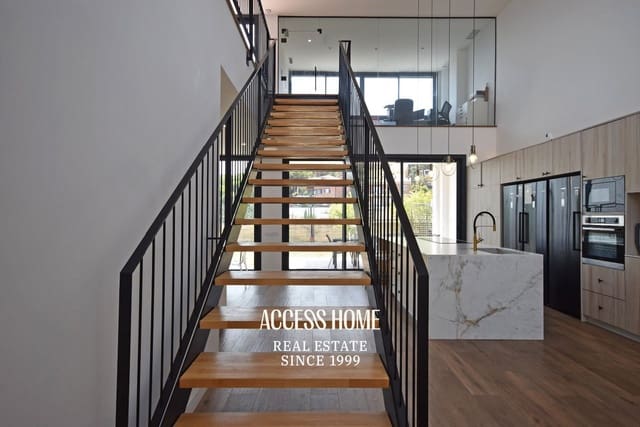 6 soverom Villa til salgs i Premià de Dalt med svømmebasseng garasje - € 1 350 000 (Ref: 10057694)