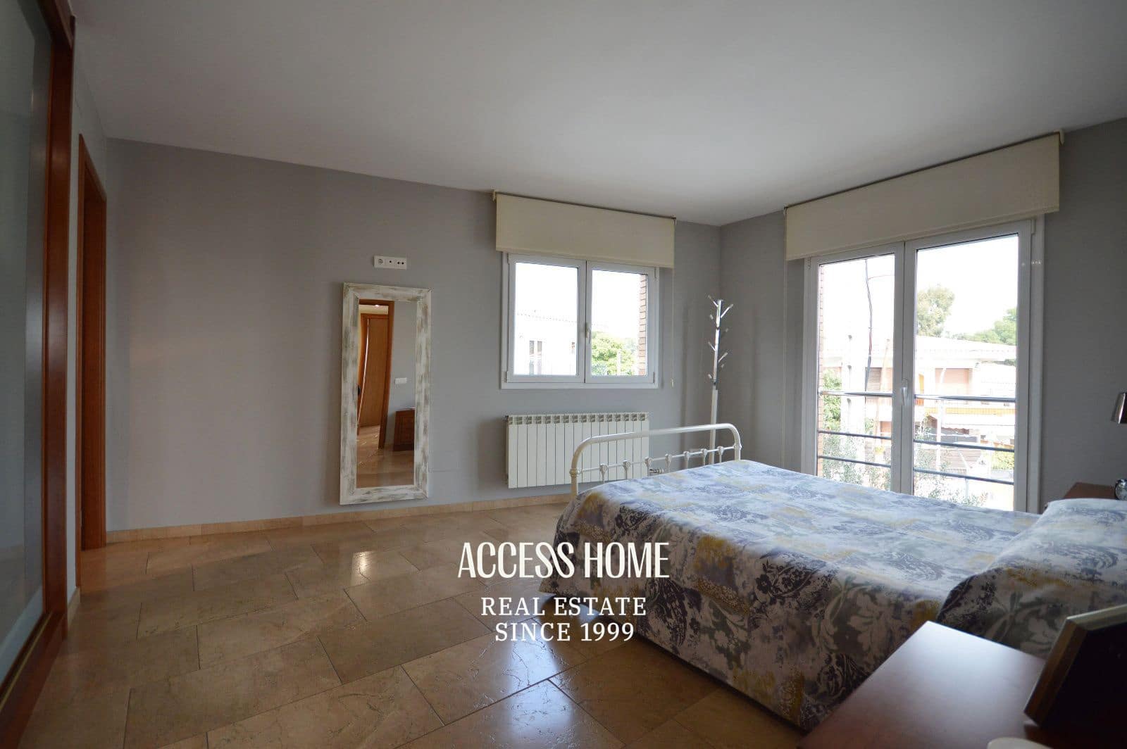 Chalet de 5 habitaciones en Premià de Dalt en venta con garaje - 685.000 € (Ref: 10062940)