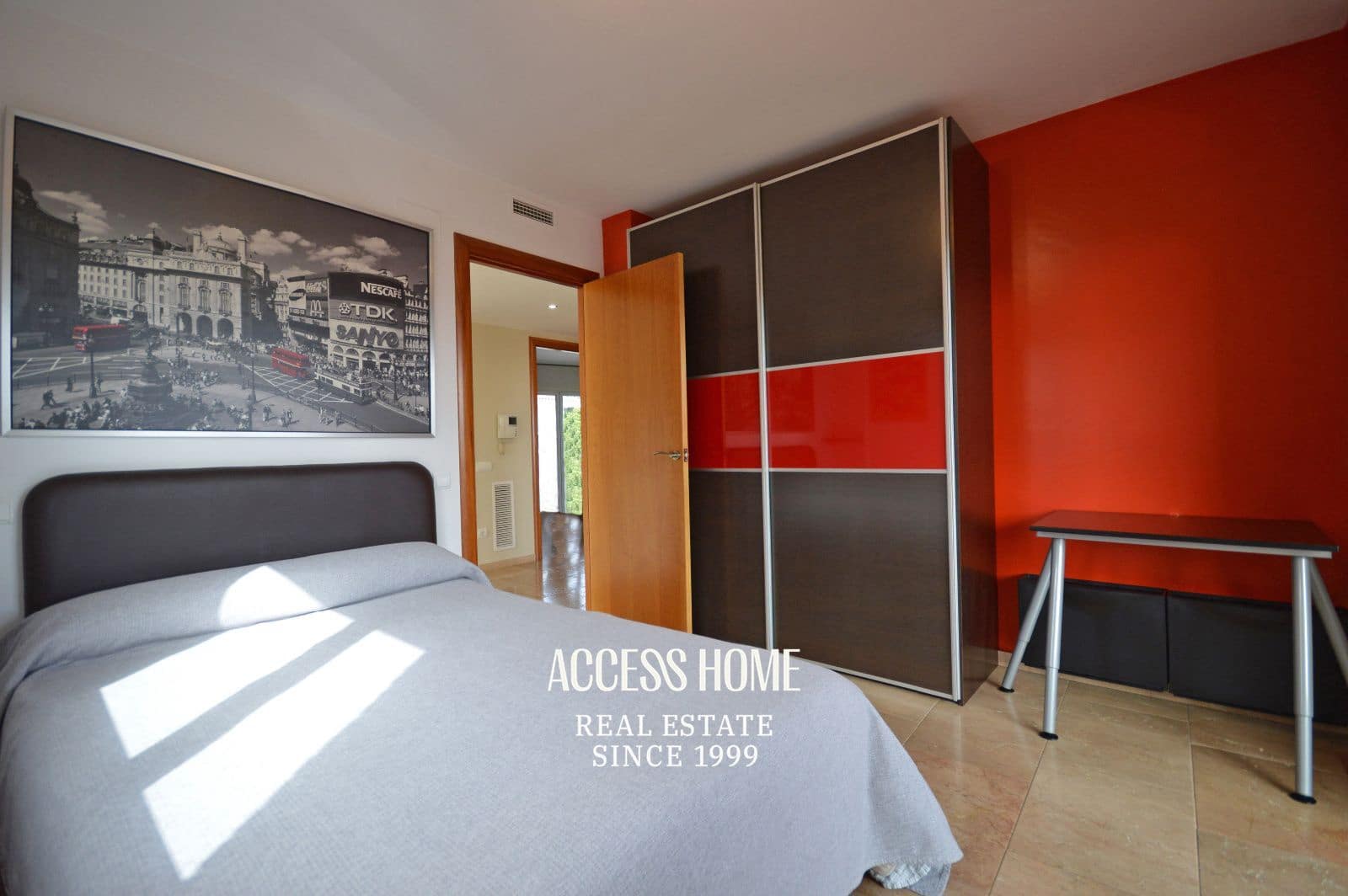Chalet de 5 habitaciones en Premià de Dalt en venta con garaje - 685.000 € (Ref: 10062940)