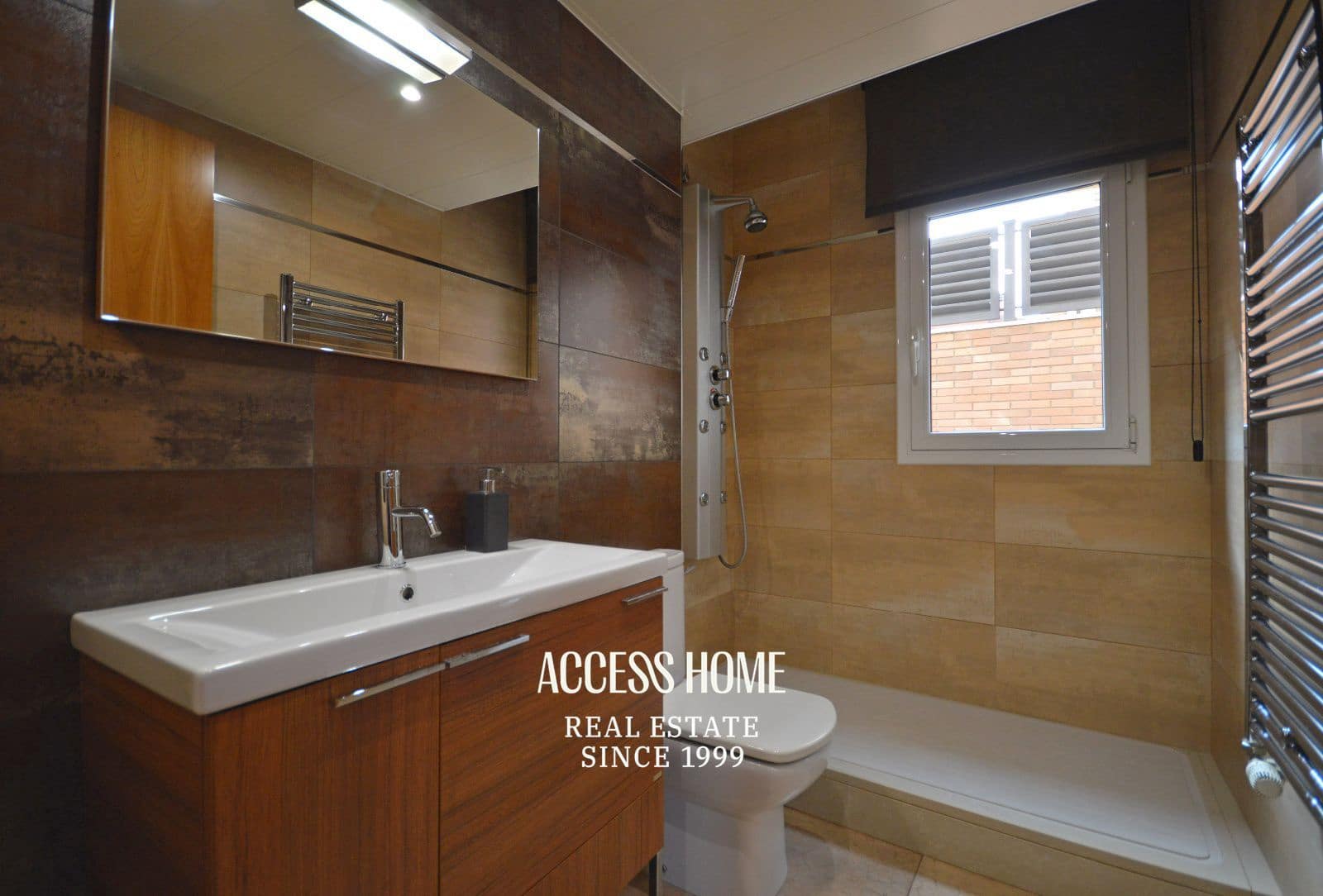 Chalet de 5 habitaciones en Premià de Dalt en venta con garaje - 685.000 € (Ref: 10062940)