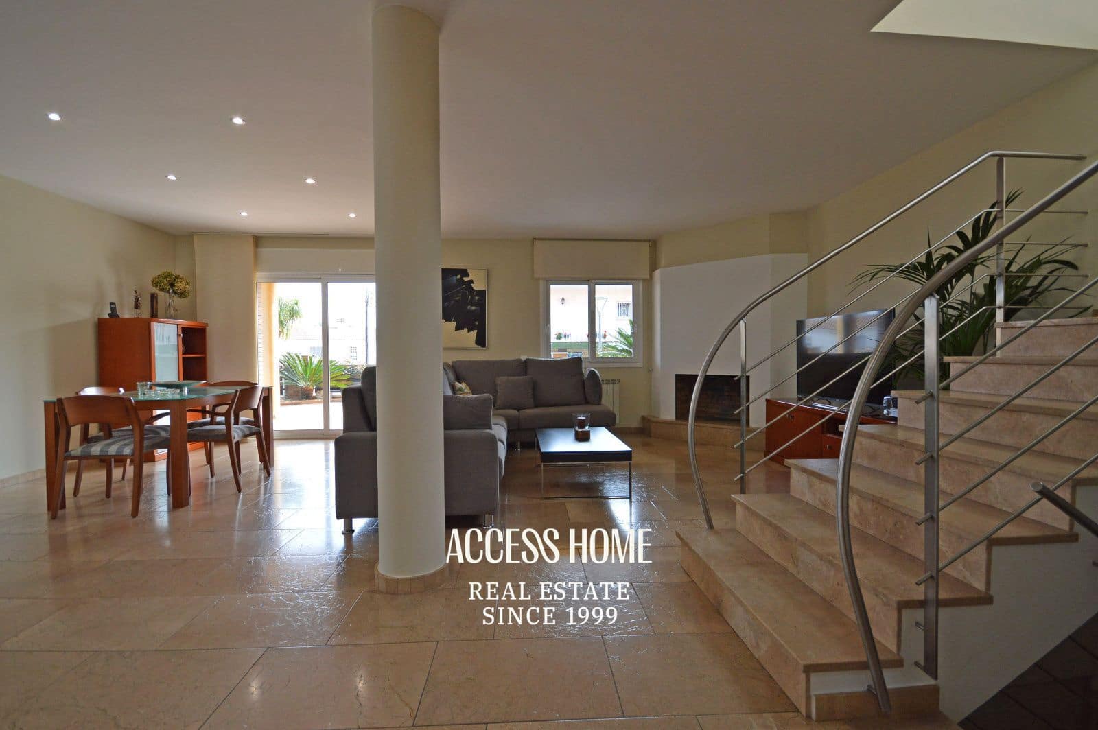 Chalet de 5 habitaciones en Premià de Dalt en venta con garaje - 685.000 € (Ref: 10062940)