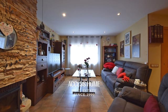 4 chambre Maison de Ville à vendre à Premià de Mar avec piscine garage - 599 900 € (Ref: 10088520)