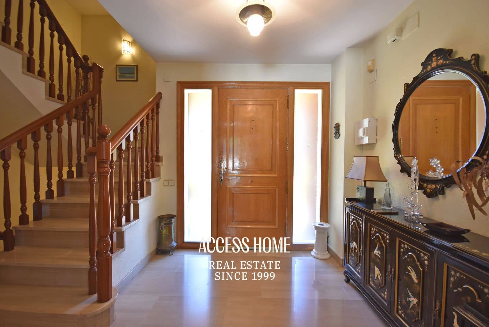 6 makuuhuone Huvila myytävänä paikassa El Masnou mukana uima-altaan 
autotalli - 930 000 € (Ref: 10091620)