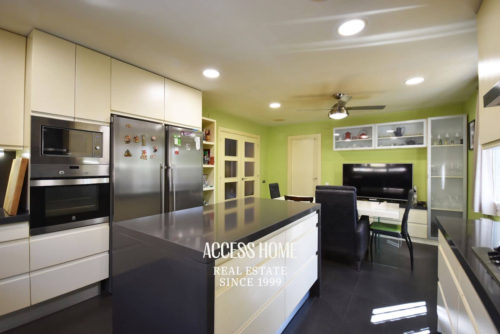 4 Zimmer Villa zu verkaufen in Cabrera de Mar mit Pool Garage - 890.000 € (Ref: 10095754)